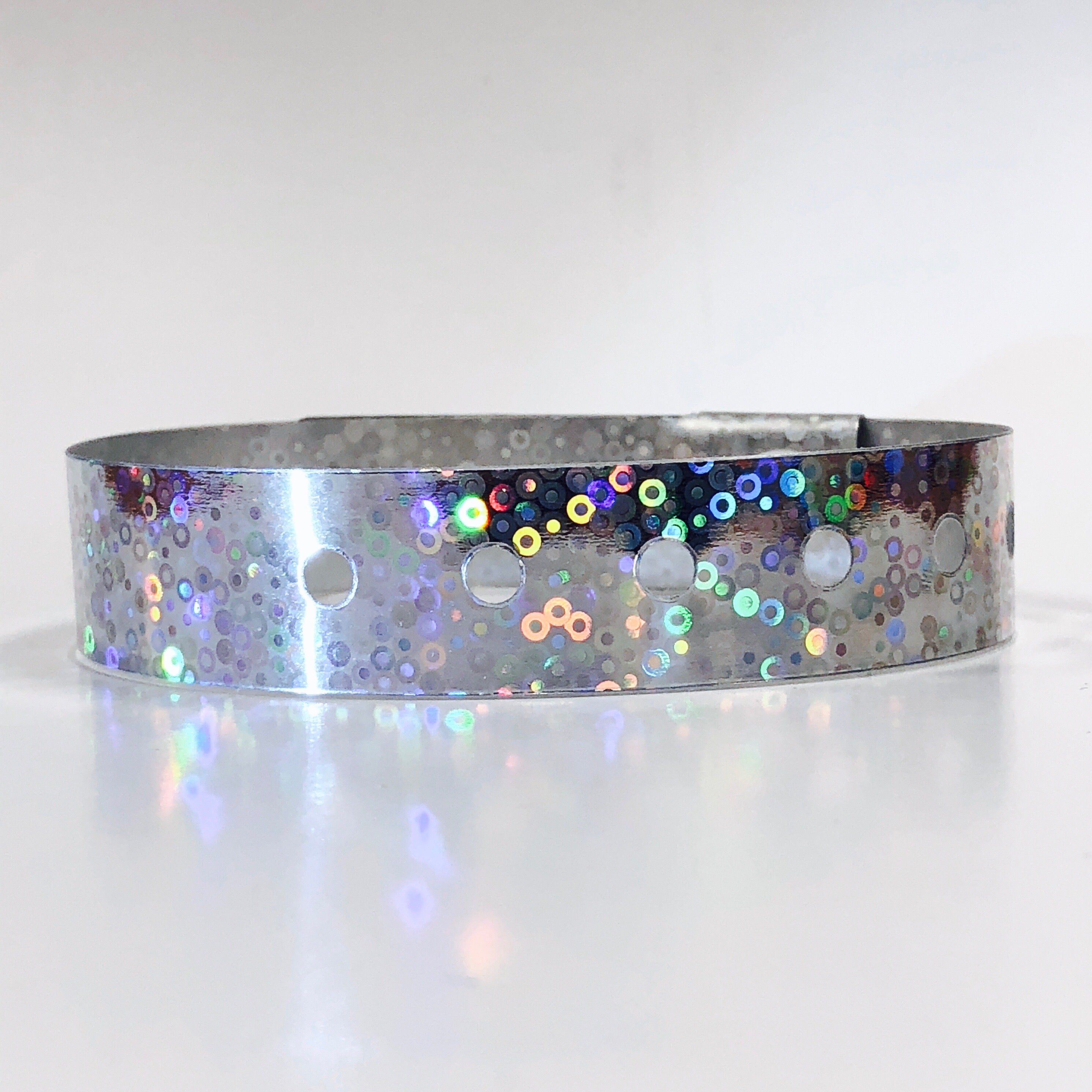 V着用　【A BIT MOR】Hologram Bracelet Holographic Wristbands | Backstage Supplies